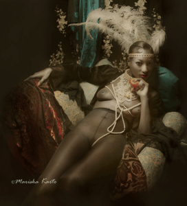 The Goddess eats the apple